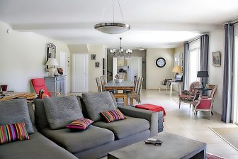 Sofa narożna do salonu i do spania