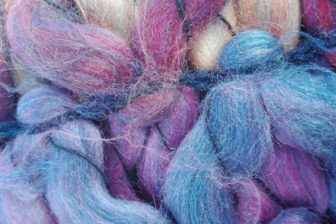 Przytulnie we wnętrzu? 5 pomysłów na dywan wełniany. 4