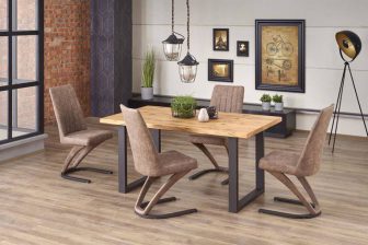 Stół loftowy z grubymi nogami