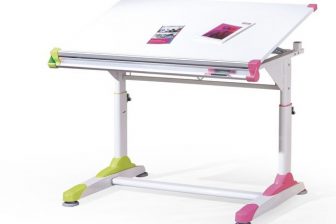 Biurko dla dziewczynki