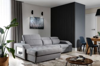 Narożnik z funkcją spania z zagłówkami z półką w boczku