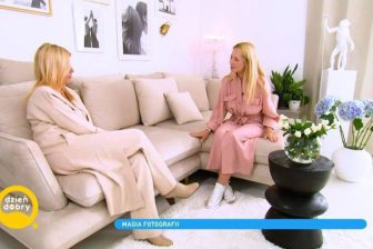 Narożnik brudny róż w Dzień Dobry TVN