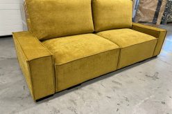 Duża kanapa sztruksowa rozkładana z głębokim siedziskiem COMFORT 23