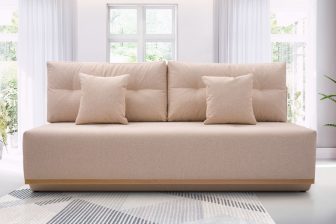 Jasna kanapa dla dzieczynki bez boków