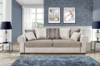 Kanapa rozkładana z pojemnikiem z angielskimi boczkami