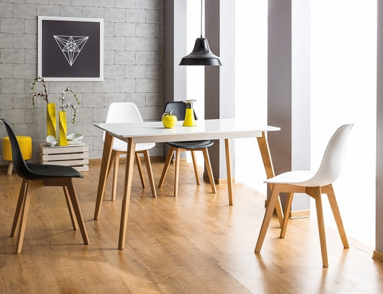 Czy stół kuchenny biały sprawdza się w każdej aranżacji? 3