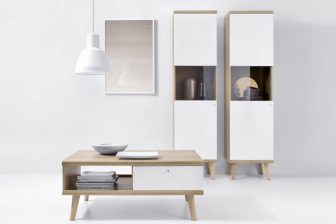 Witryna wysoka ze szkłem do salonu PRIMAVERA 50