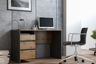 Ciemne biurko dla chłopca