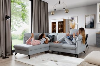 Kanapa do salonu narożna do codziennego spania