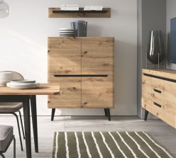 Kwadratowa komoda w stylu skandynawskim