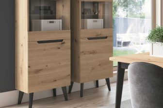 Witryna wysoka wąska w stylu skandynawskim NORI