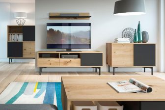 Meblościanka PRLS szara z drewnem na wysokich nogach