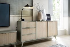 Komoda z nóżkami z dekorem na frontach 158cm FUTURO 1