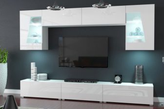 Biała połysk meblościanka glamour z długą szafką TV