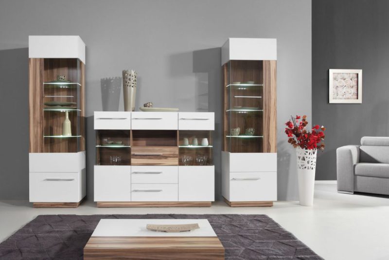 Meblościanka na całą ścianę – 10 pomysłów na stworzenie harmonijnej przestrzeni i uzyskaniu doskonałego porządku w salonie ? 2