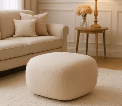 Półokrągła pufa do kanapy