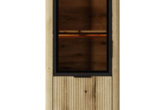 Niemiecka witryna wysoka