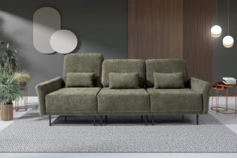 Sofa z wysokim oparciem