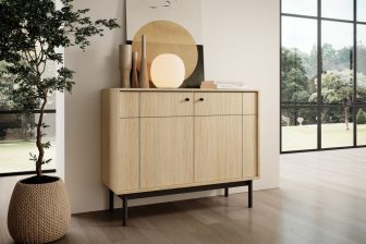 Mała komoda dąb linea na czarnych wysokich nogach