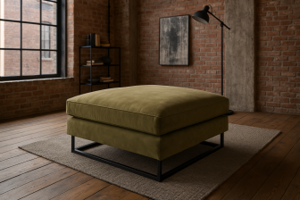 Wielka, loftowa pufa na metalowych płozach