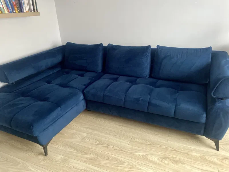 Narożnik z funkcją spania używany