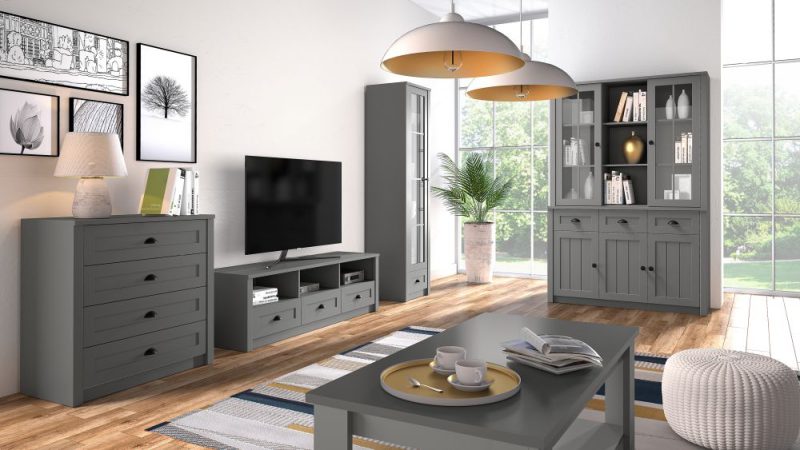 Inspiracje jak urządzić salon z meblami prowansalskimi