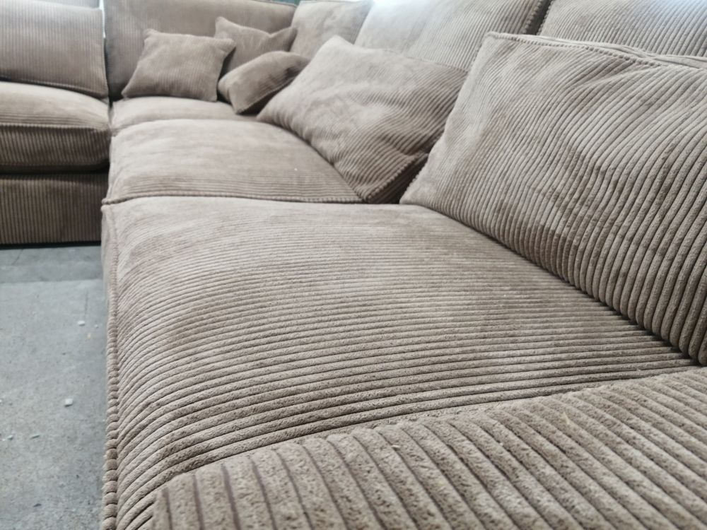 Narożniki w prążki