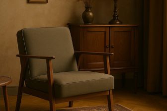 Fotel oliwkowy w stylu retro