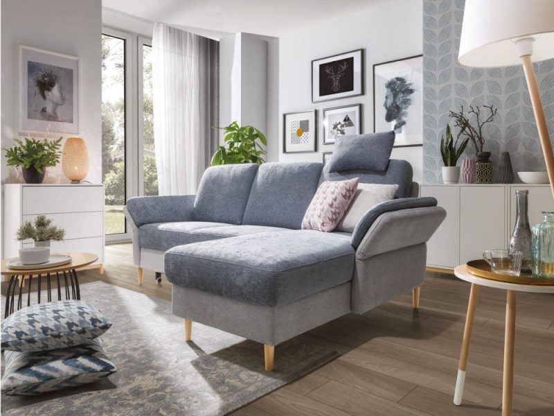 Mały narożnik z funkcją spania do salonu w stylu skandynawskim