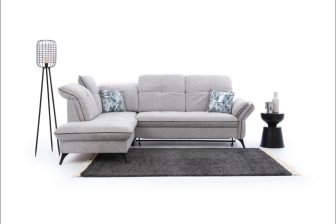 Mały narożnik z funkcją spania z możliwością rozłożenia