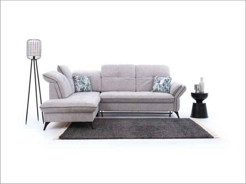 Mały narożnik z funkcją spania z możliwością rozłożenia