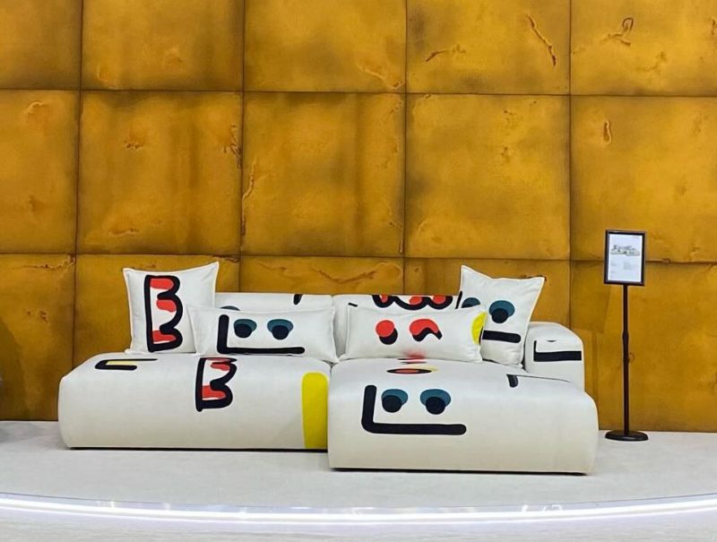 Designerski Narożnik z funkcją spania i łatwoczysczącą tkaniną