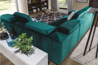 Wygodny narożnik do salonu nowoczesny z regulowanymi zagłówkami