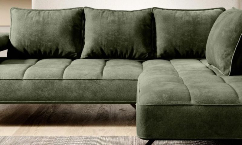 Modny narożnik do salonu z funkcją spania w stylu industrialnym