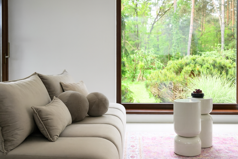 Kanapa do pokoju młodzieżowego lub salonu