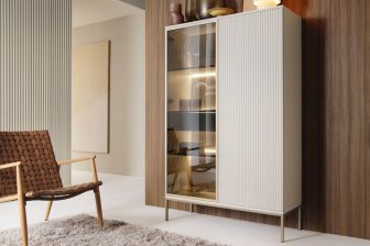 Duża kaszmirowa witryna z podświetleniem LED