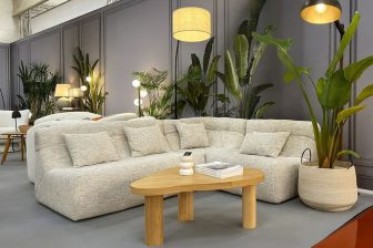 Bardzo wygodny narożnik do salonu