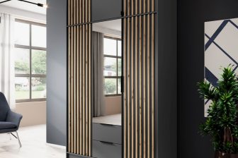 Szafa 3 drzwiowa z lustrem z nadstawką