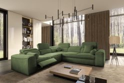 Wygodny narożnik do salonu z elektrycznym podnóżkiem