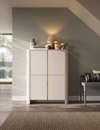 Kaszmirowa obła komoda z szfkami