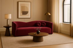 Burgundowa mała sofa półokrągła do salonu