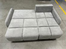 Mały narożnik na nogach z funkcją spania TOKYO 12