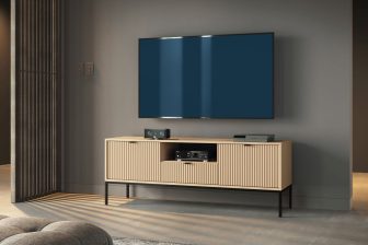 Szafka RTV na czarnych nogach dąb vicenza ze strukturą na frontach