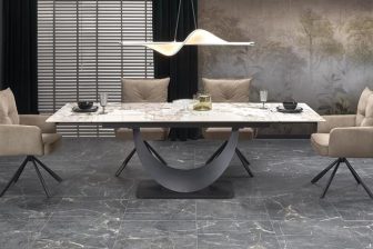 Ekstrawagancji stół rozkładany z marmurowym blatem