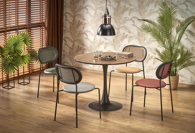 Mały okrągły stół na jednej nodze