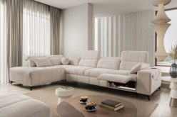 Beżowy narożnik z elektrycznymi gadżetami i z funkcją spania