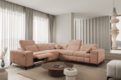 Jasnobrązowy narożnik z elektrycznym podnóżkiem