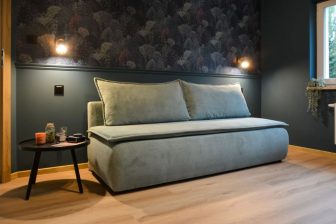 Kanapa z materacem do spania