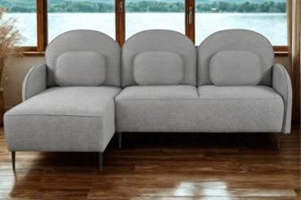 Szara jasna rogówka z chydymi podłokietnikami