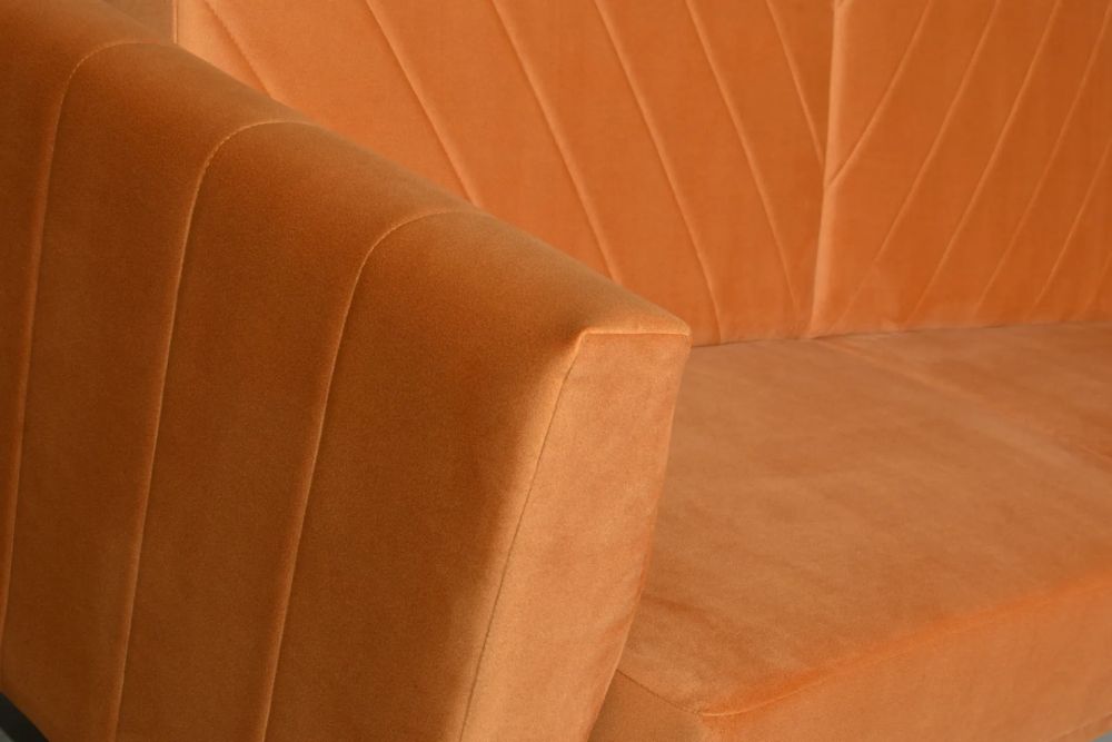 Wersalka na nóżkach BARI PLUS 4